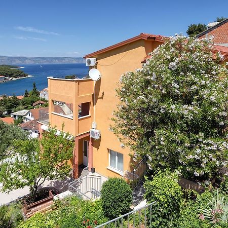 Big Blue Apartment Jelsa  Bagian luar foto